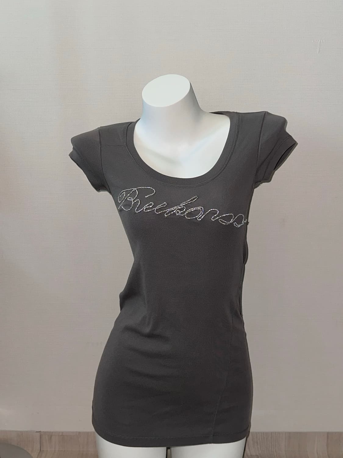 빈티지 비즈 차콜 반소매 티셔츠  상품이미지5