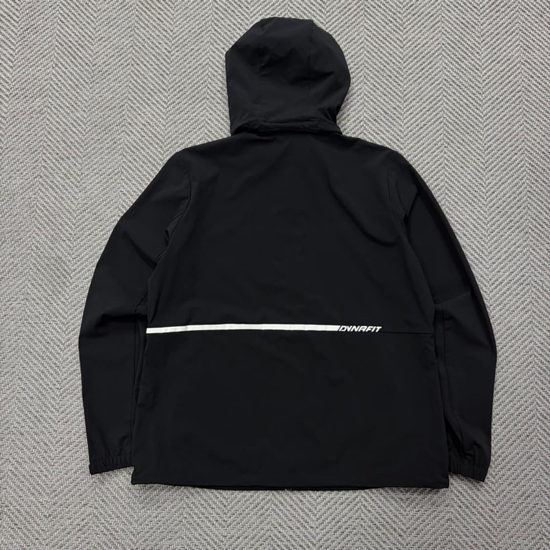 다이나핏 로고 바람막이 v2640 상품이미지2