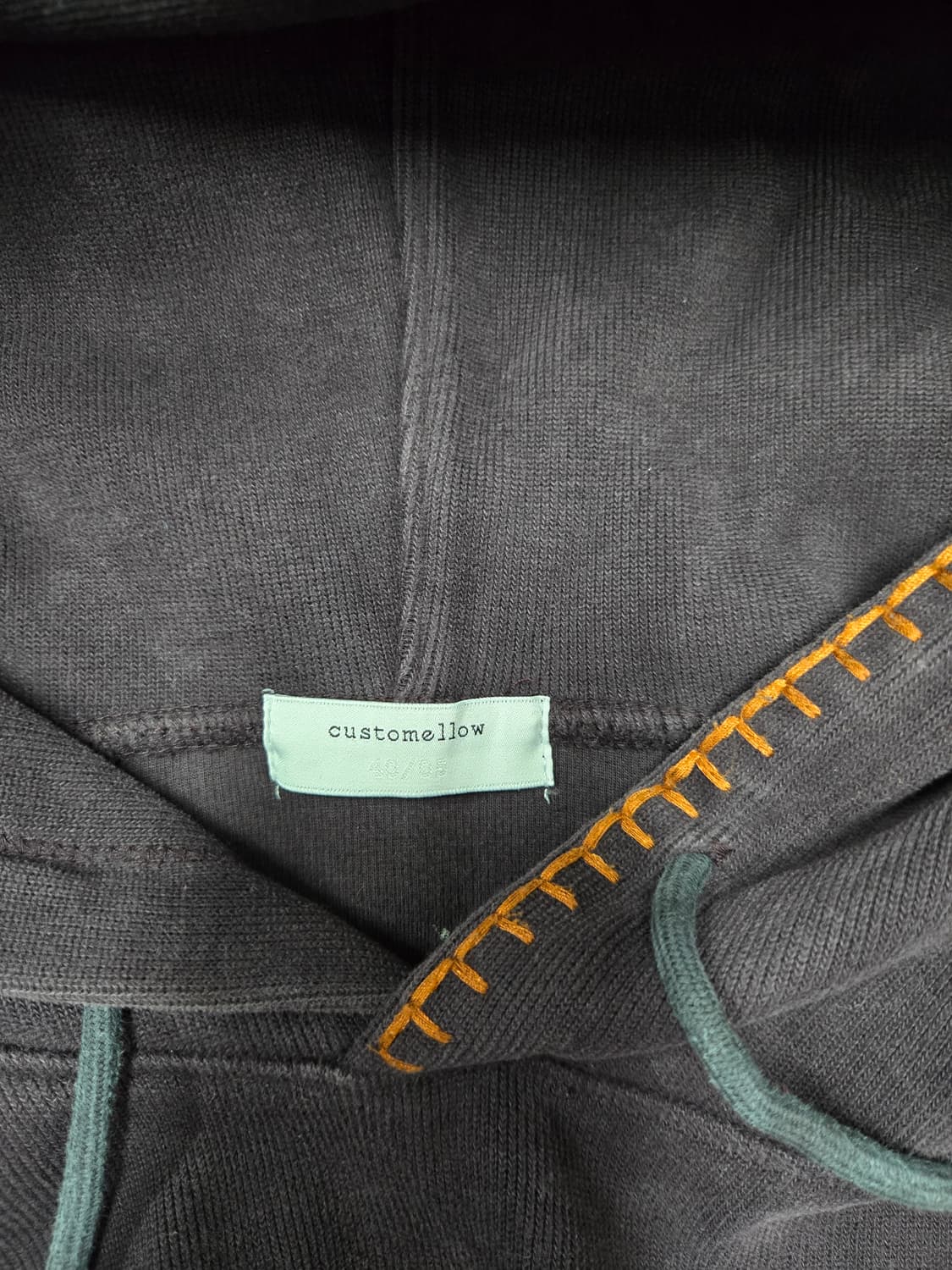 커스텀멜로우 스티치 포인트 후드티 상품이미지4