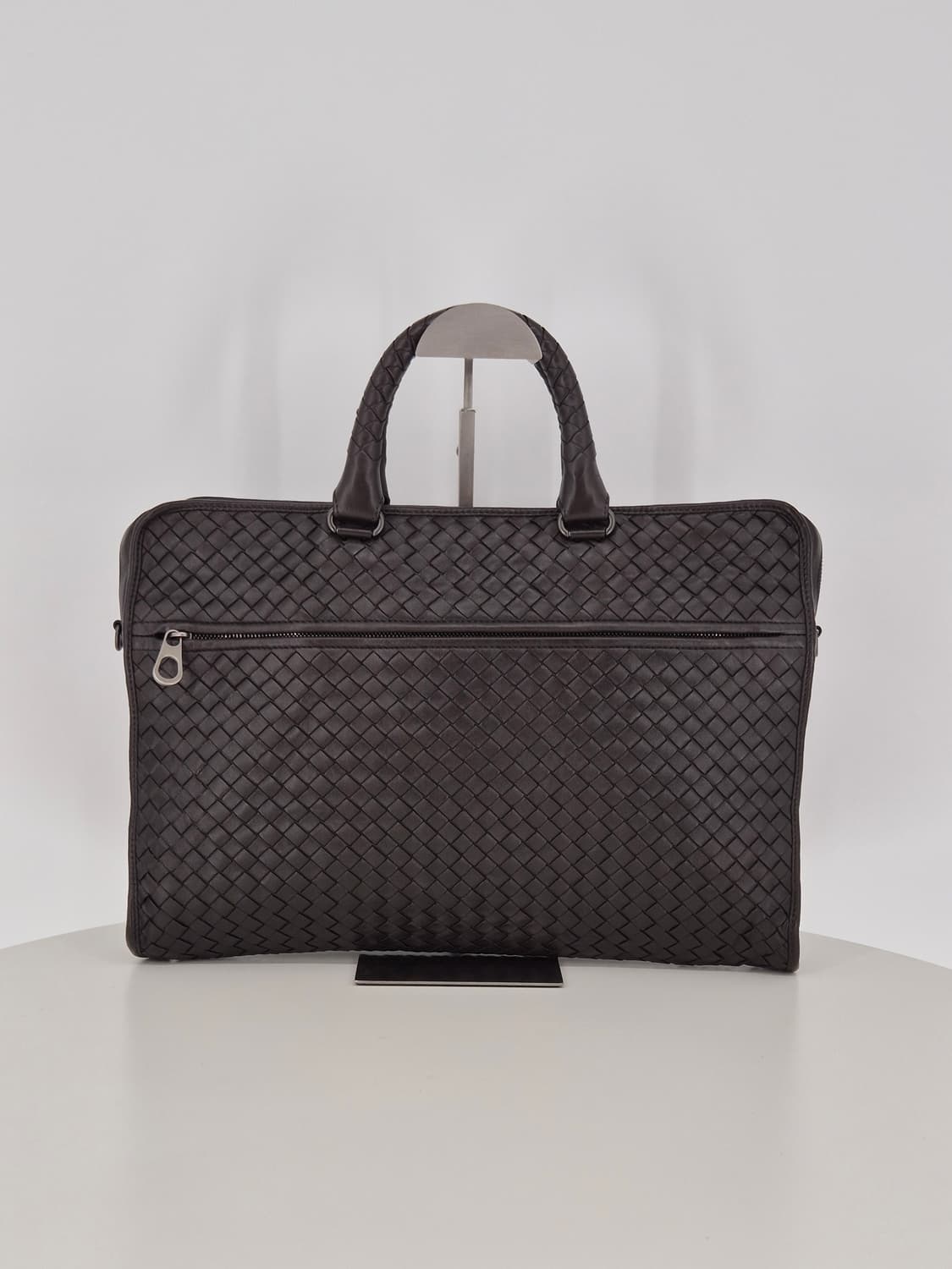 보테가베네타 인트레치아토 브리프케이스 다크브라운컬러 상품이미지1