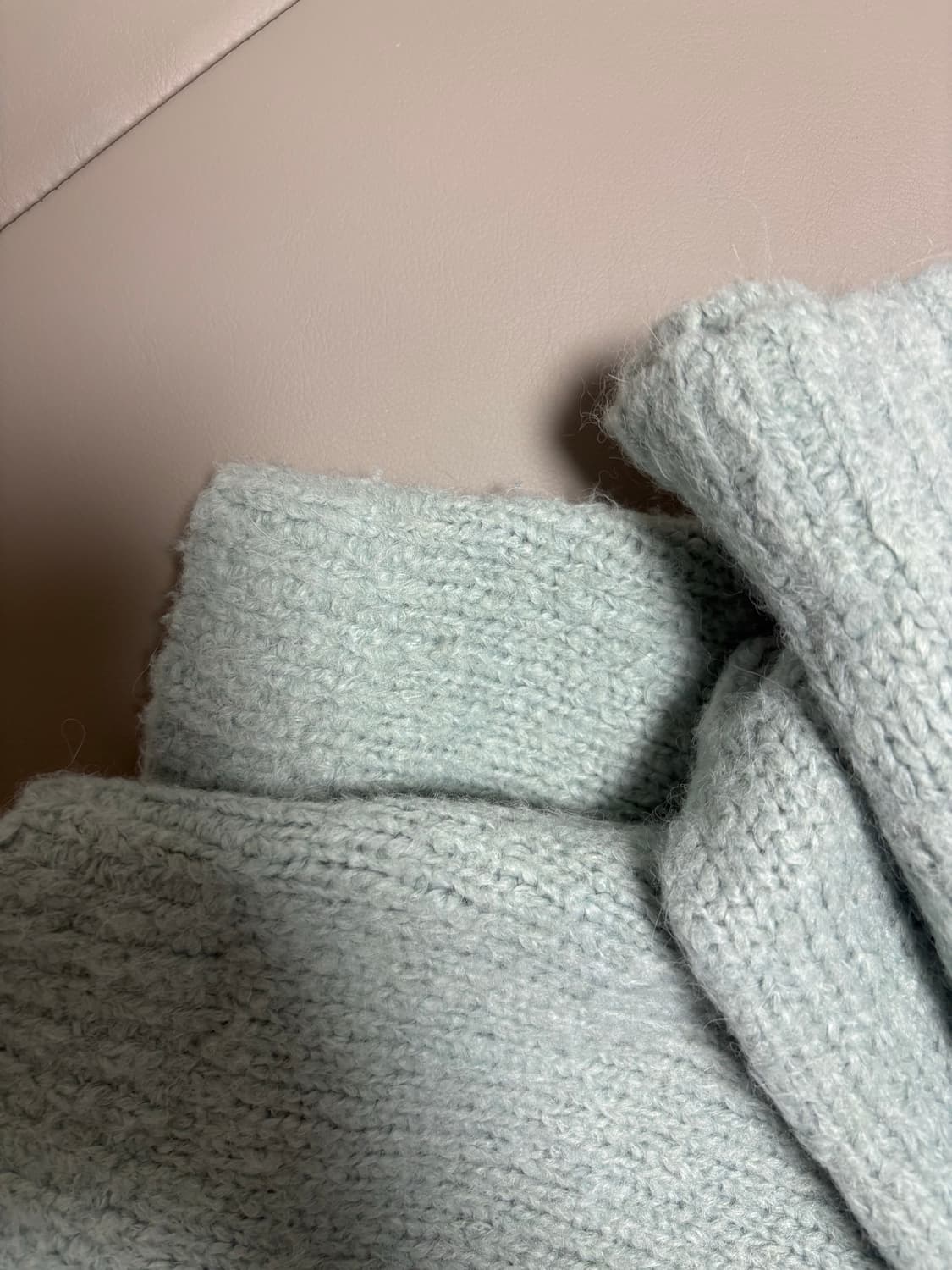 뷰티 앤 유스 [Beauty & Youth] 민트 알파카 니트 스웨터 상품이미지6