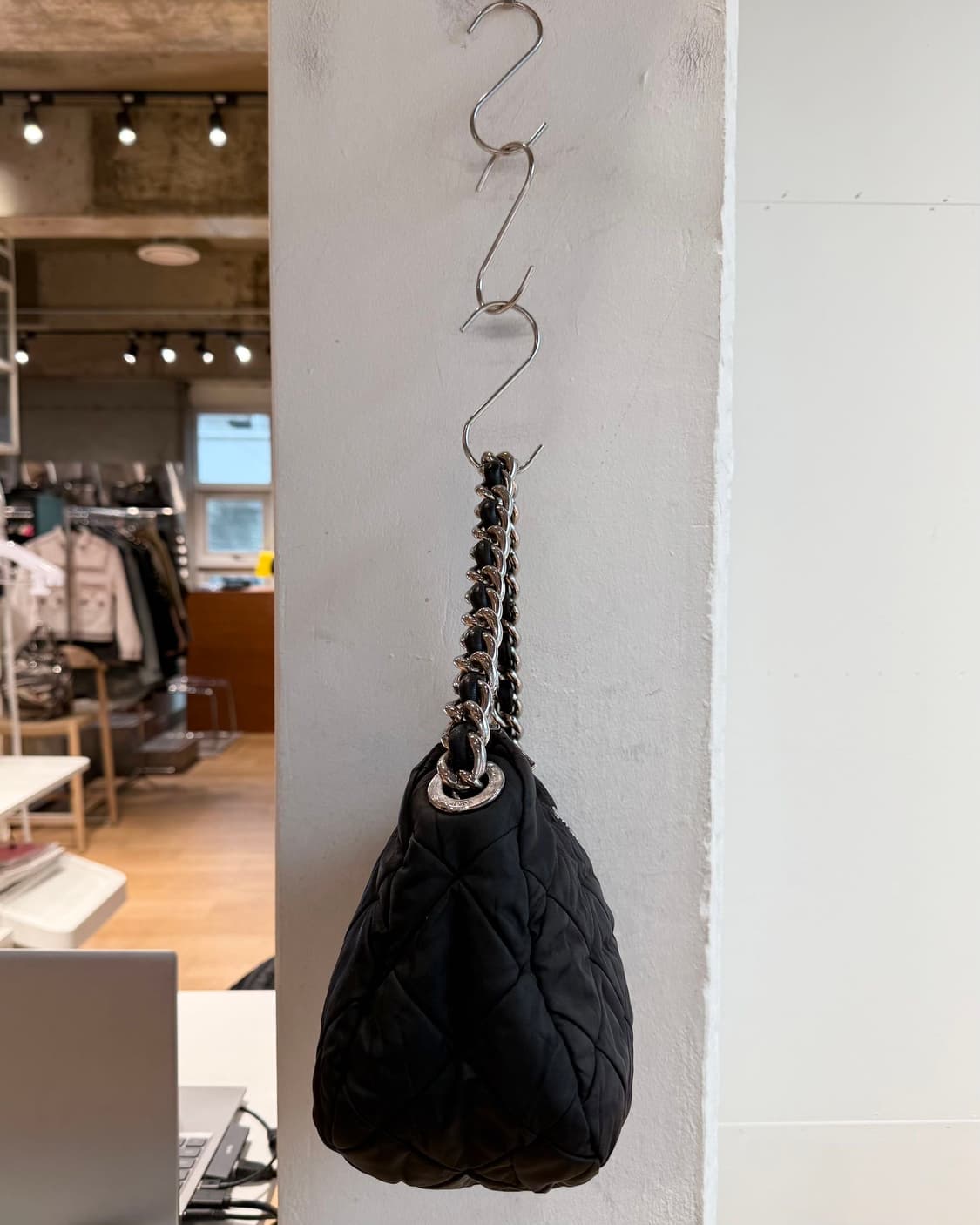 프라다 블랙 나일론 퀼팅 체인 숄더백  상품이미지6