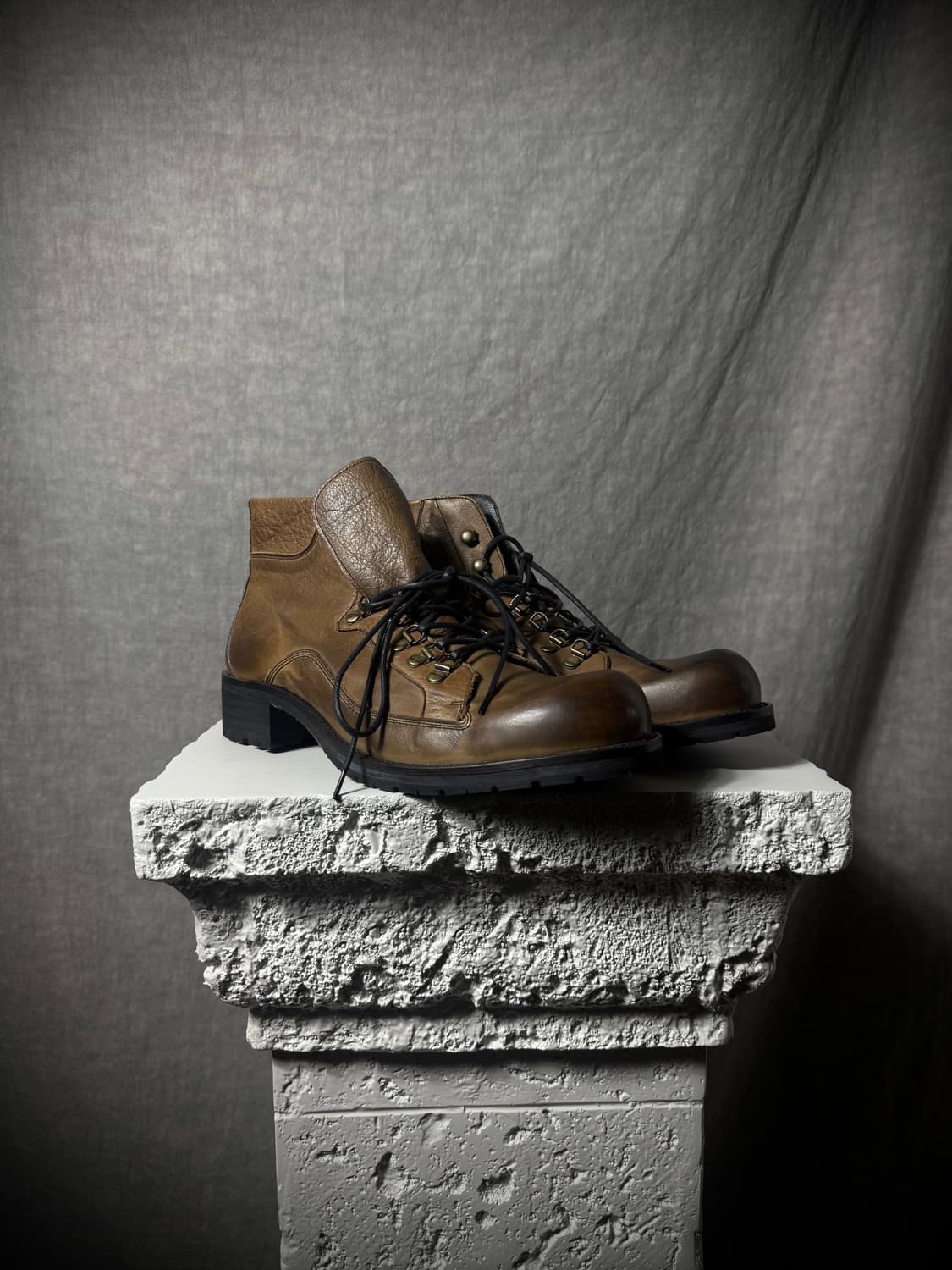 Whoop-De-Doo Lace-Up Boots  상품이미지1