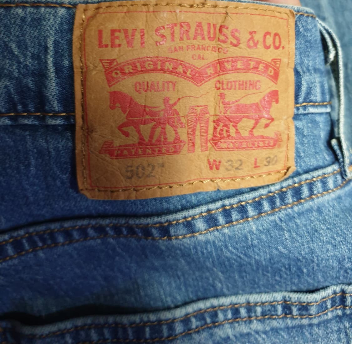 리바이스 502 테이퍼드 스트레치 워싱 데님팬츠 인디고 (32) 상품이미지3