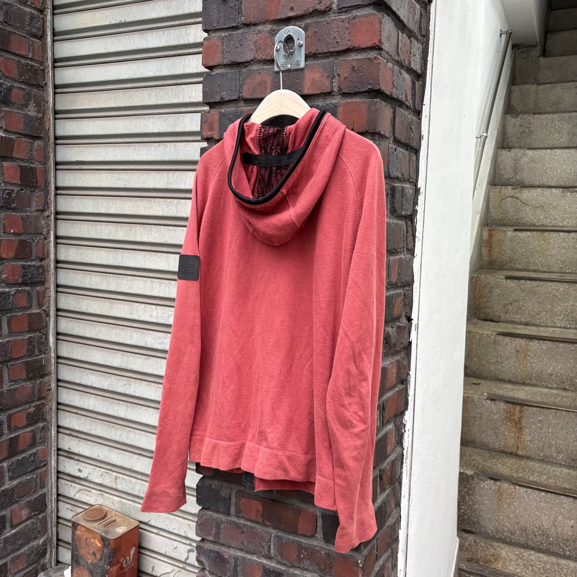 씨피컴퍼니 코랄 컬러 후드 집업 자켓 상품이미지7