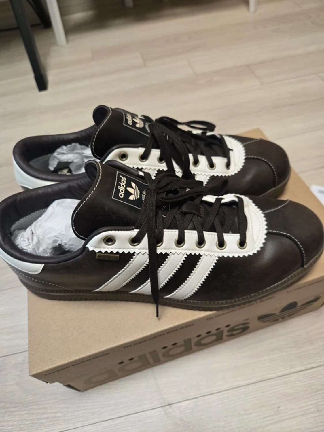 아디다스 베른 고어텍스GTX IF3800 브라운(265mm) 새제품 판매 상품이미지6