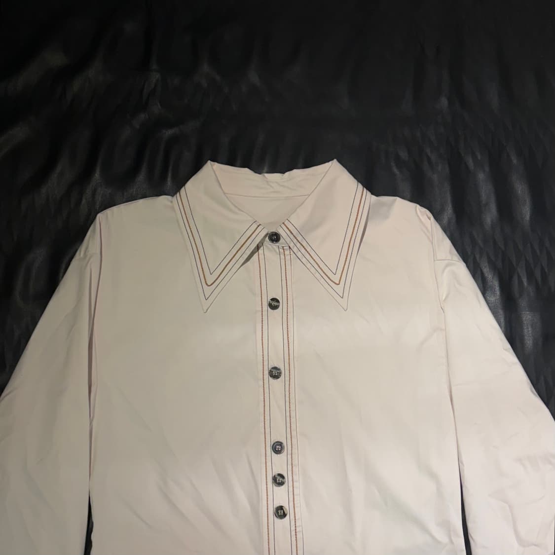 앤더슨벨 스티치 디테일 셔츠 상품이미지3