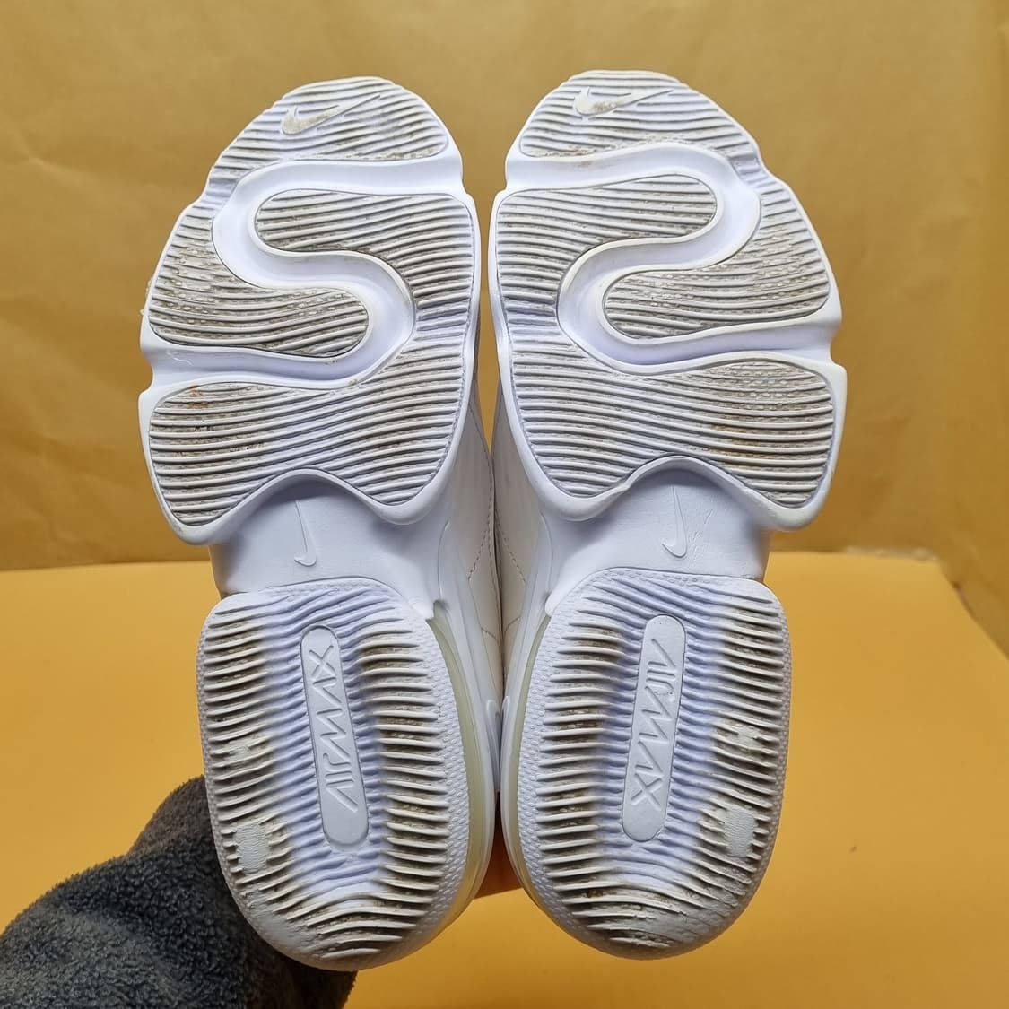 나이키 에어맥스 인피니티2 여성운동화230. 상품이미지3