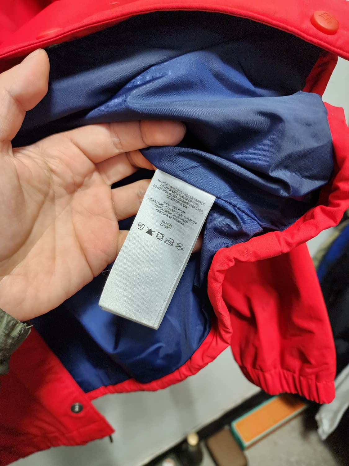 컬럼비아 백로고 레드 코치 자켓 상품이미지7