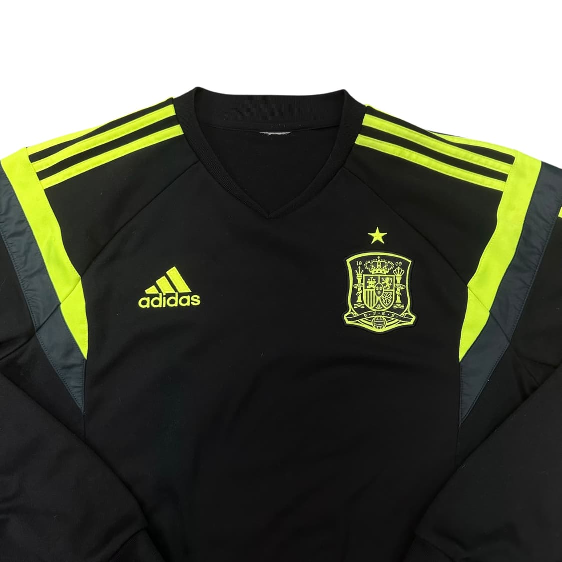 아디다스 스페인 풀오버 상품이미지2