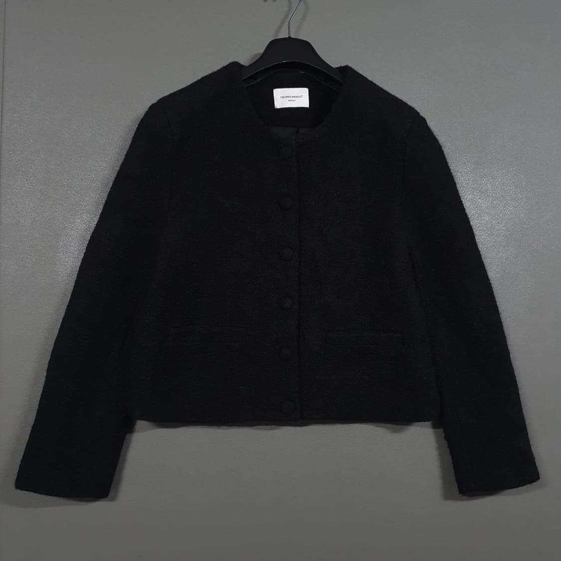여성 M) 더오픈프로덕트 블랙 크롭 울 모 버튼 포켓 트위드 자켓 상품이미지1
