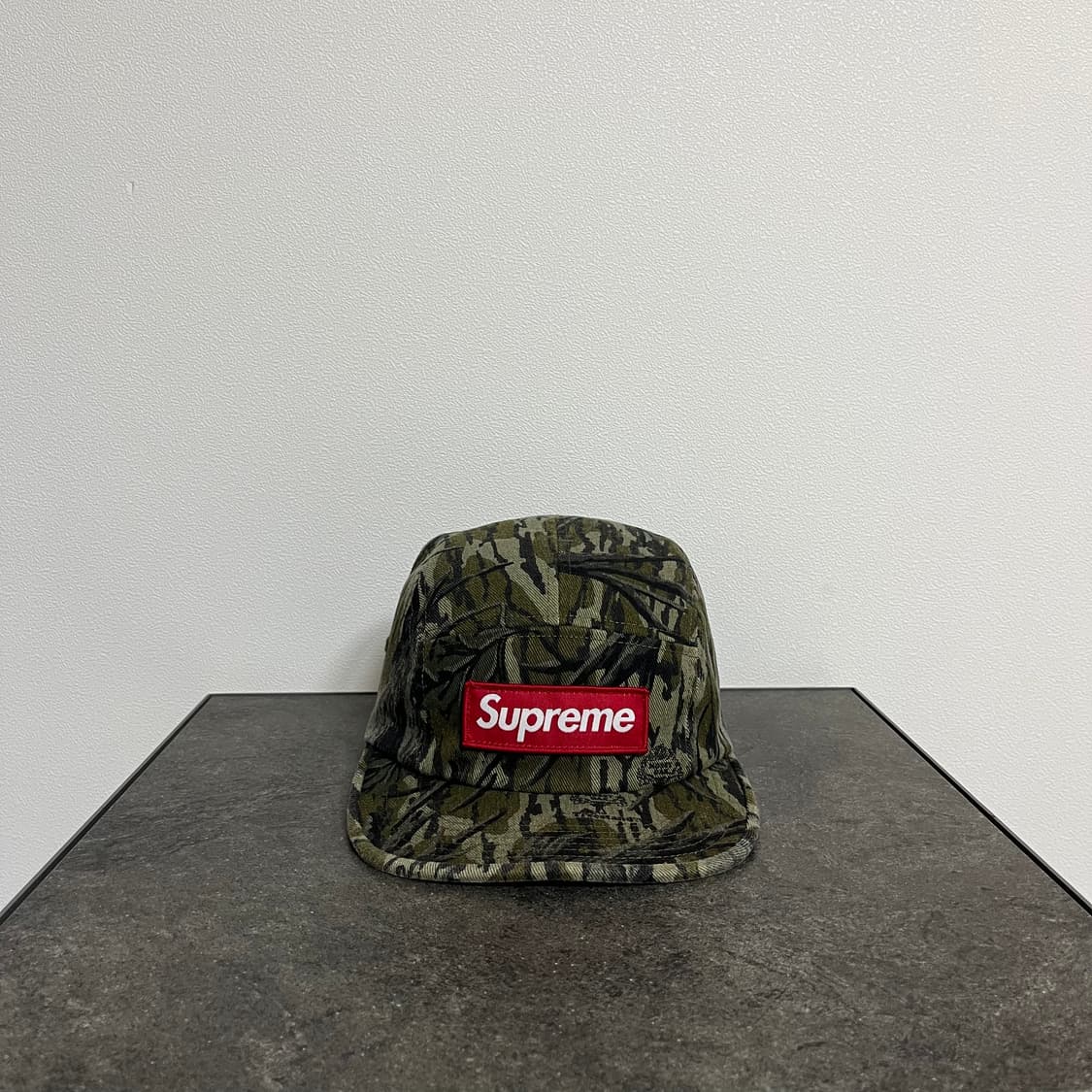 슈프림 밀리터리 워시드 카모 레드 박스로고 캠프캡 모자 상품이미지1