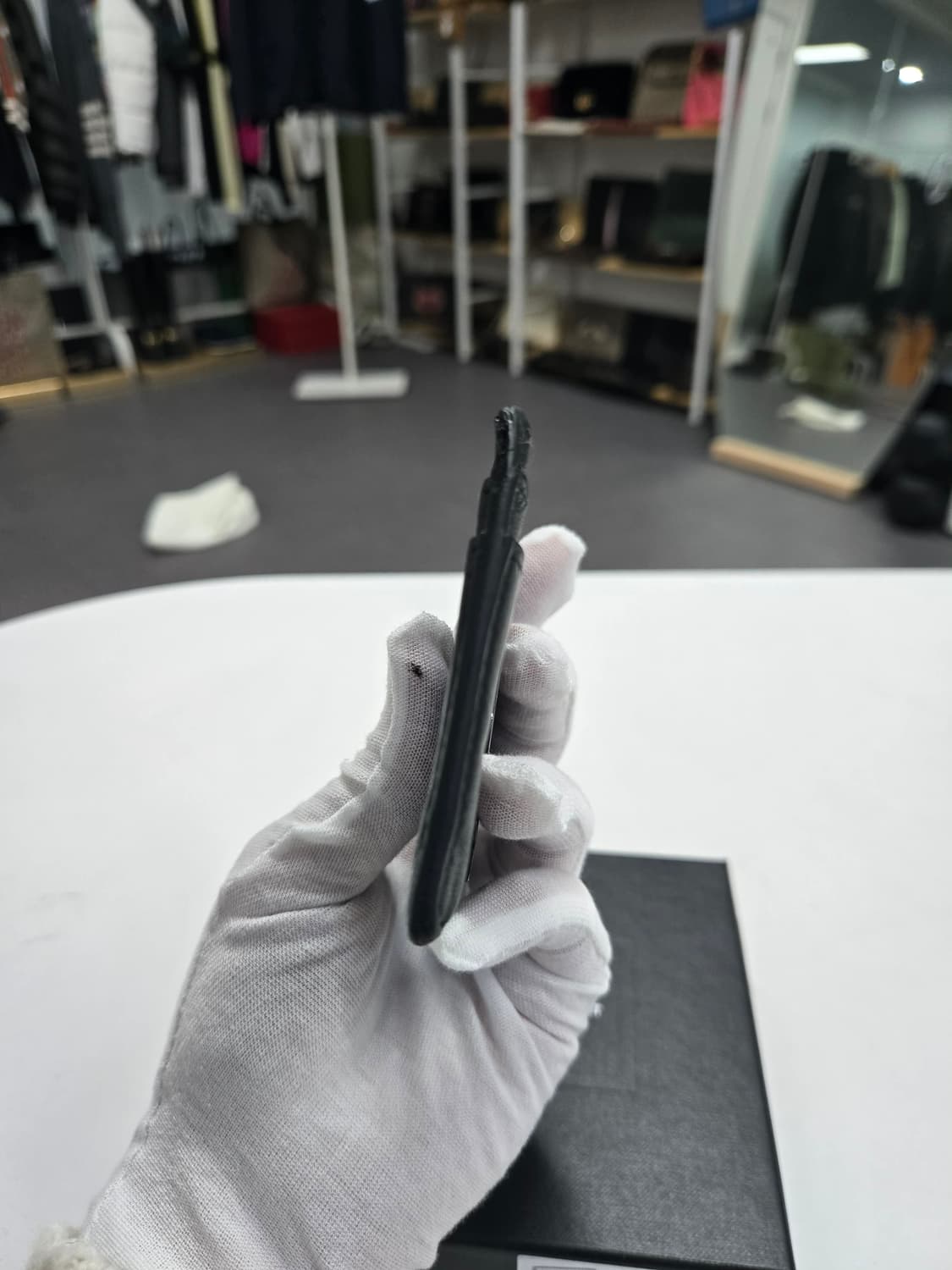 [40%할인] 입생로랑 크로커다일 카드지갑 상품이미지3