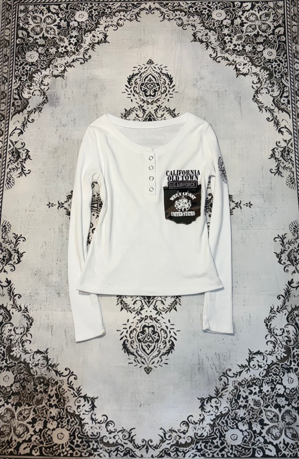 Y2K eyelet camo point long sleeve 상품이미지1