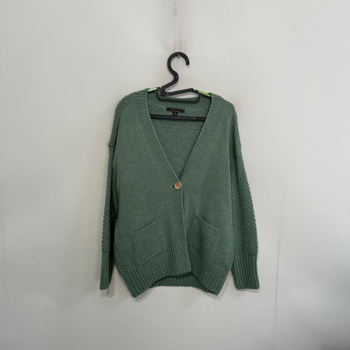 써스데이아일랜드 가디건 90  상품이미지1