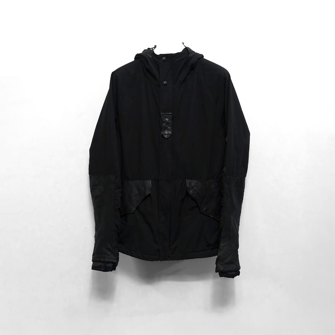 [3]RIPVANWINKLE 립반윙클 카우레더 나일론 파카 상품이미지1