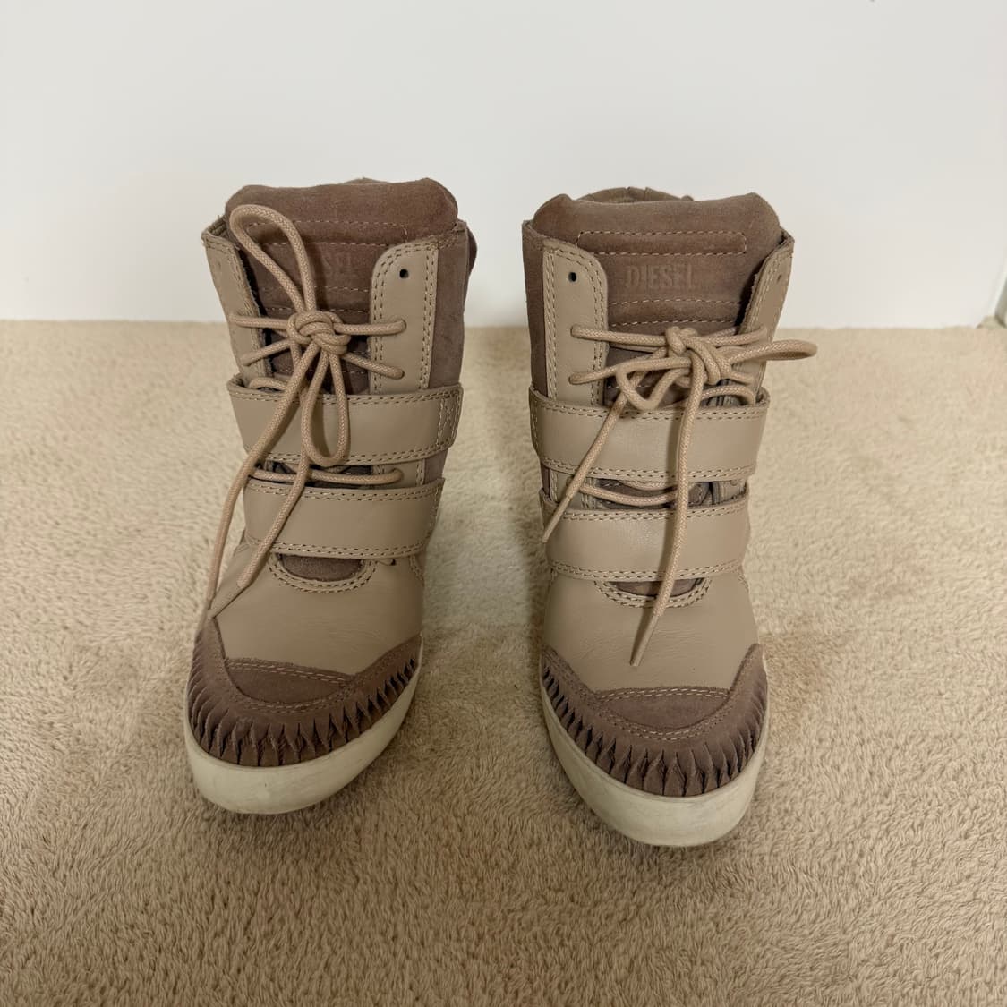 새신발✔️디젤 하이탑 웨지 스니커즈 에토프색 37 240🤎 상품이미지5