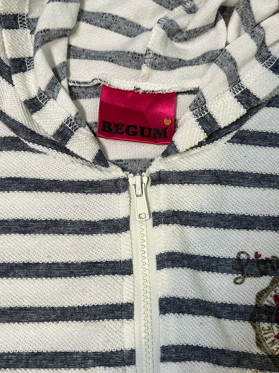 스트라이프 레터링 후드집업 상품이미지3