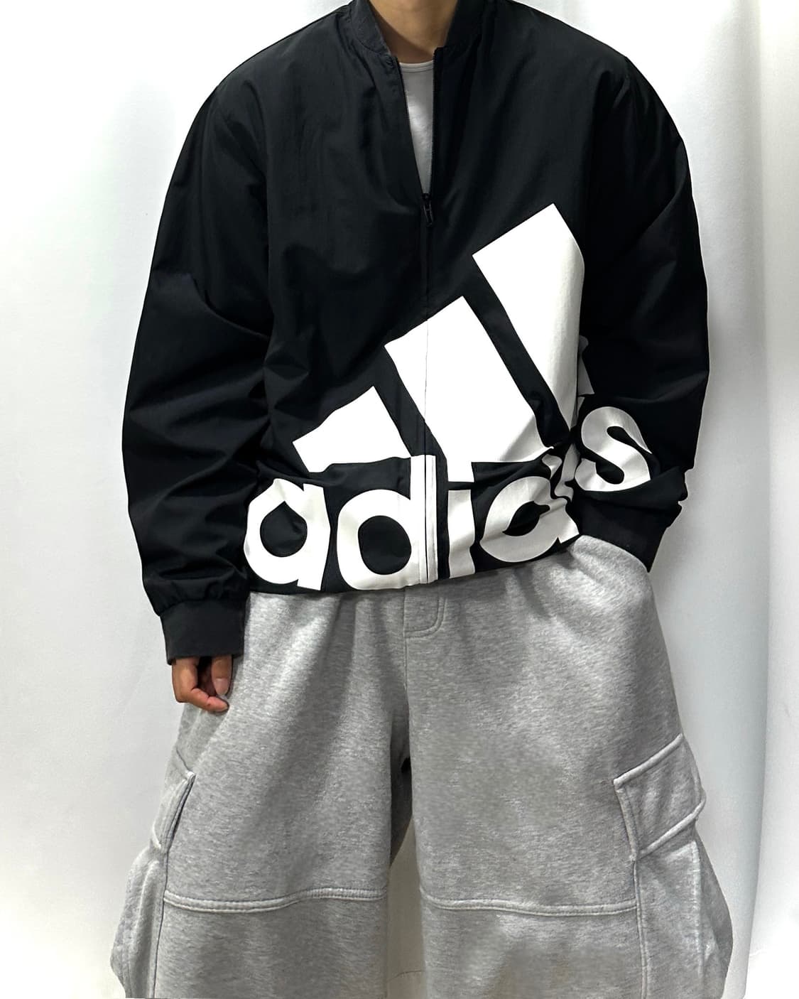 Adidas 빅로고 올드스쿨 오버핏 바람막이 상품이미지2