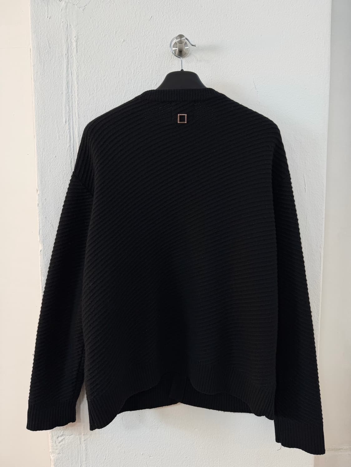 우영미 사선 니트 가디건 상품이미지4