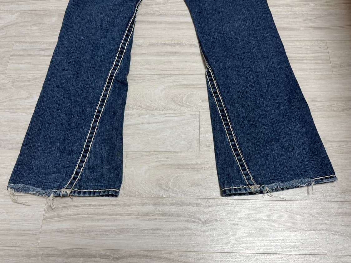 트루릴리젼 조이 부츠컷 상품이미지3