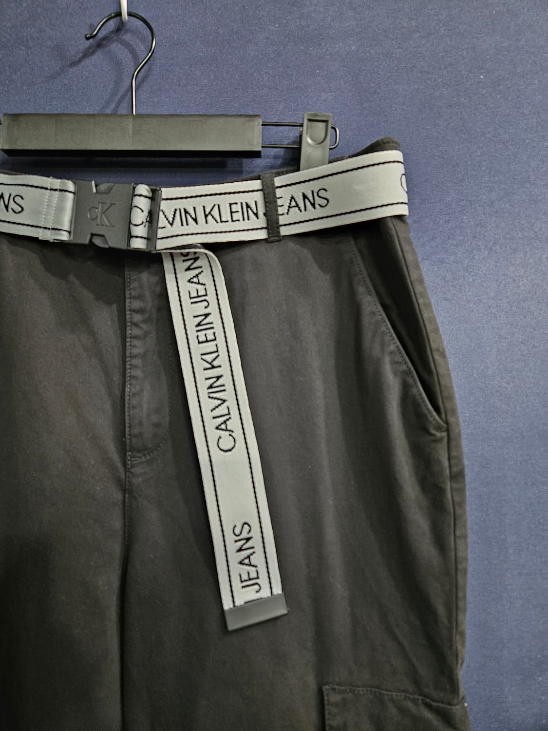 캘빈클라인 진스 블랙차콜 남성 허리 29~30 카고 조거팬츠  상품이미지4
