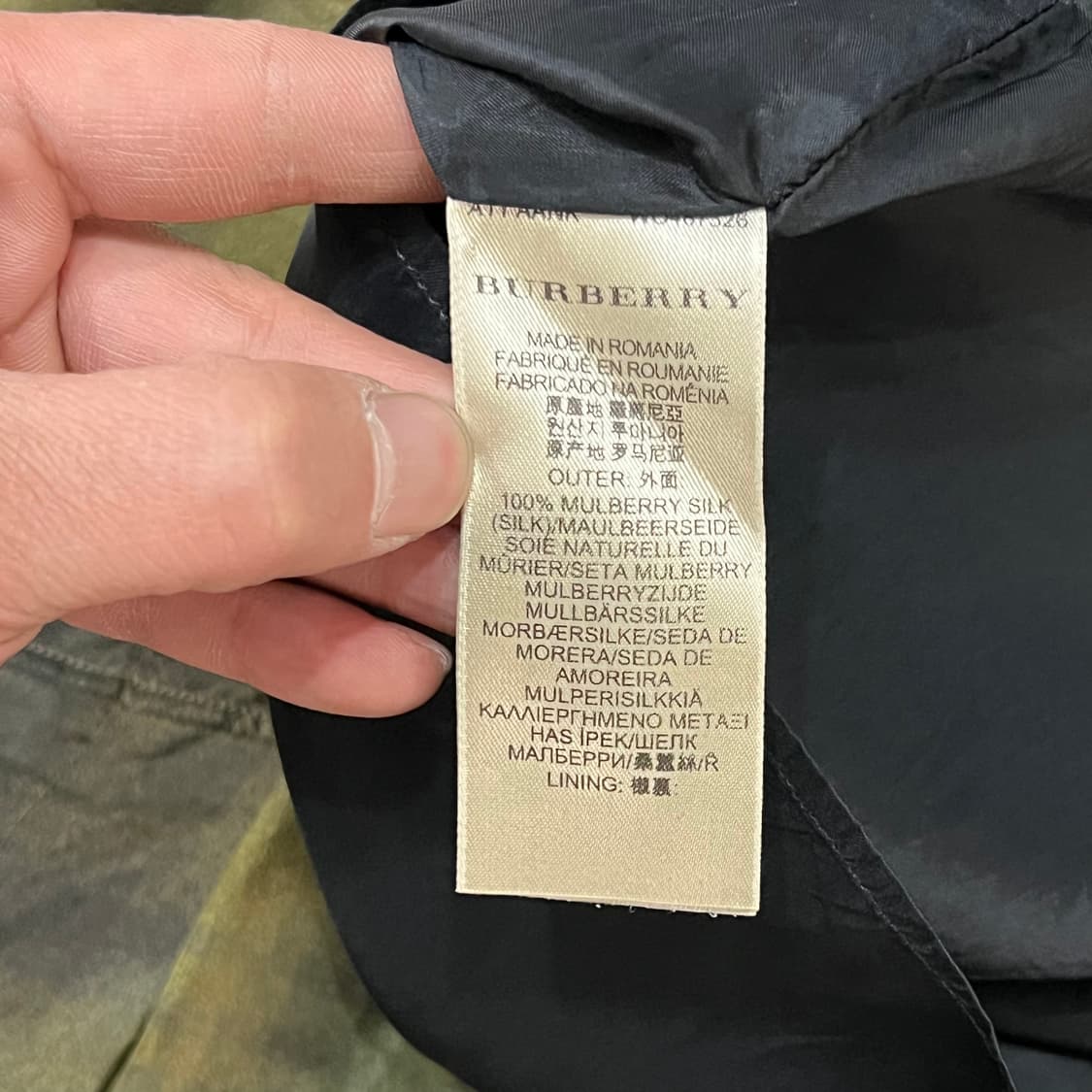  버버리 브릿 실크 블라우스 +명품감정서 y15846 상품이미지8