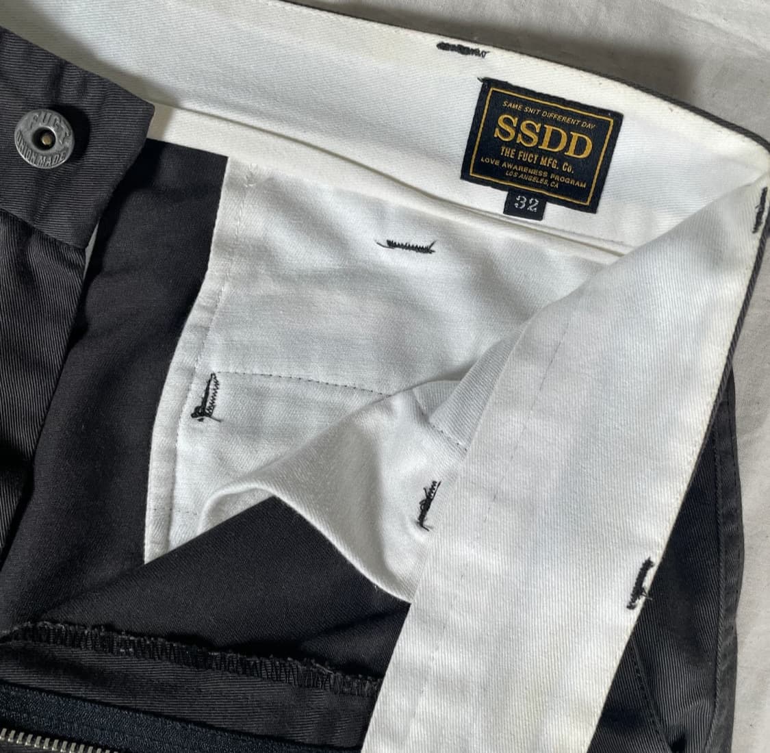 퍽트 ssdd 치노 팬츠 fuct 상품이미지4