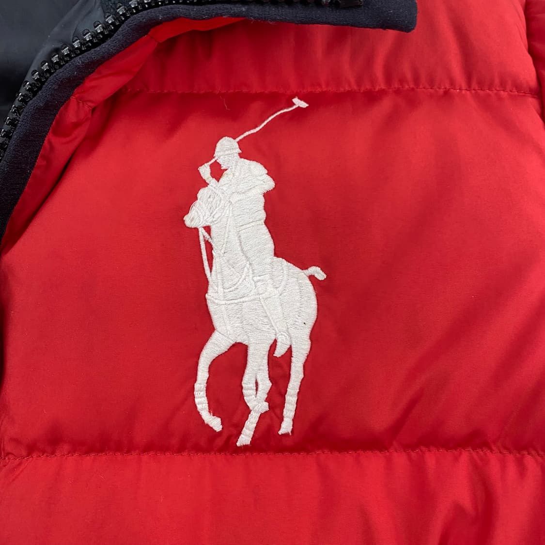 폴로 자수 빅포니 스위스 레드 푸퍼 다운 숏 패딩 (100) 상품이미지3