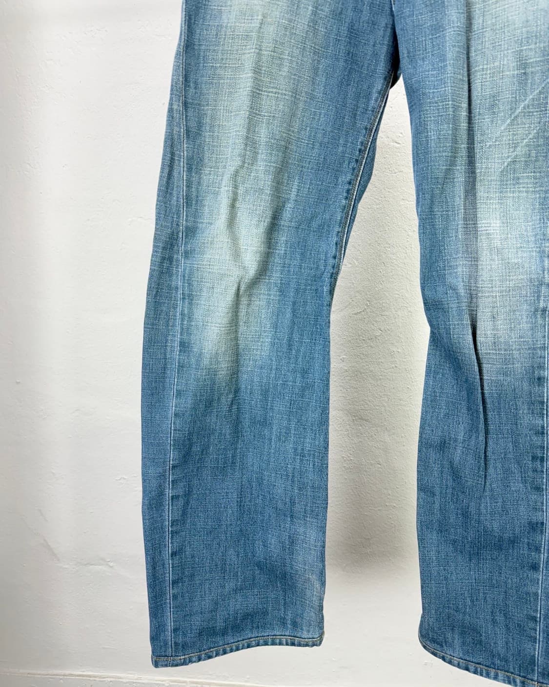 리바이스 엔지니어드 레그 트위스트 블루 데님 팬츠 상품이미지4