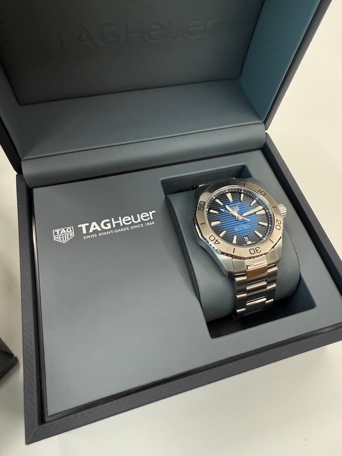 태그호이어 아쿠아레이서 200 오토매틱 청판 상품이미지4