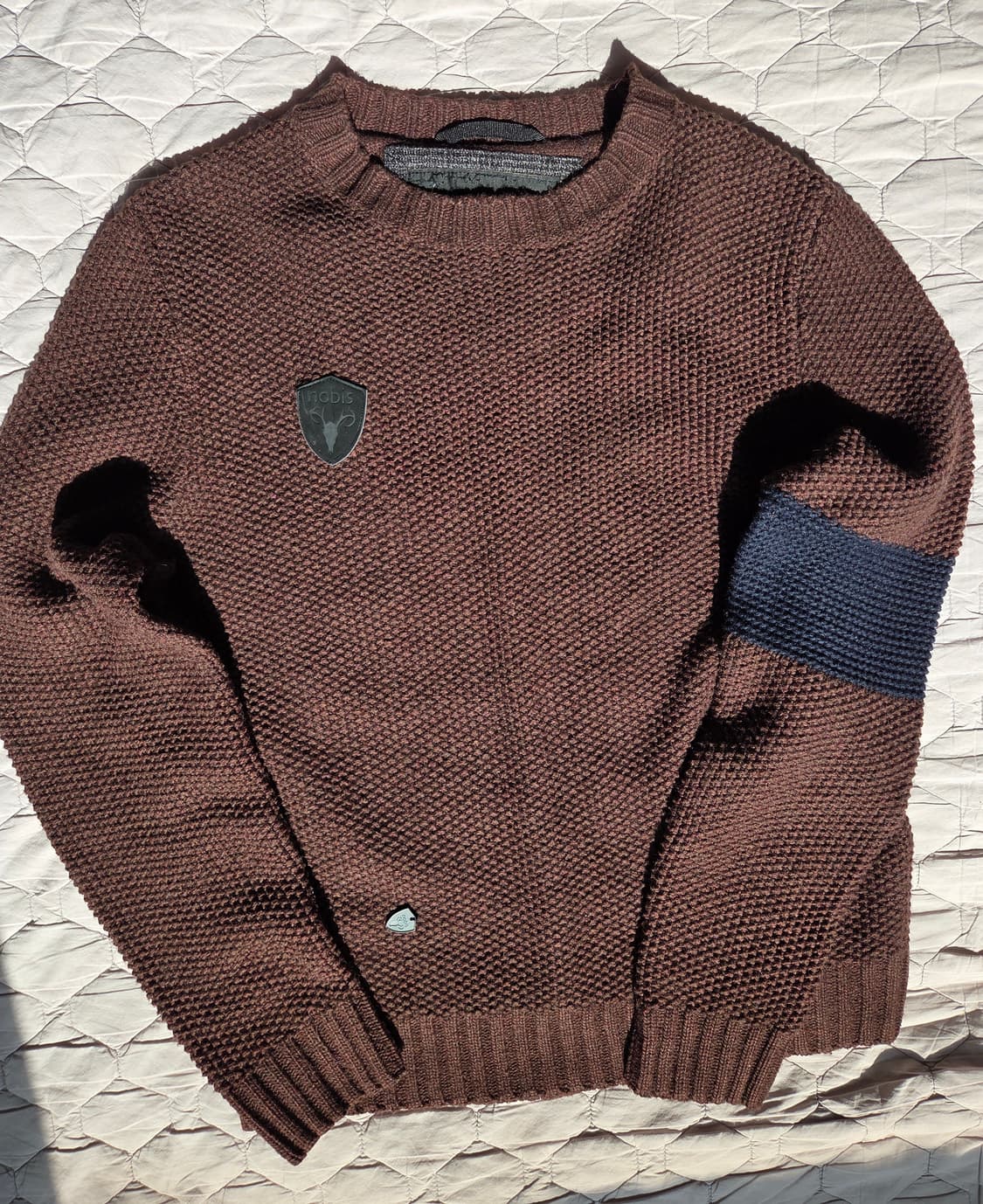 캐나다명품 노비스(nobis) 울 니트스웨터 m(100)사이즈 판매 상품이미지2