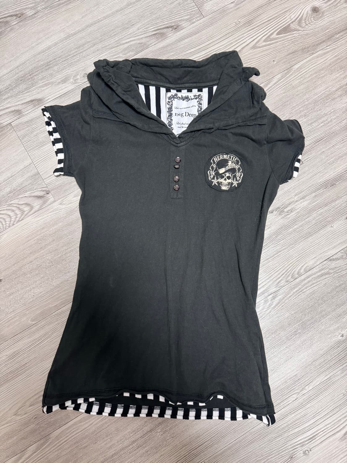 여성 해골 펑크 카라티셔츠 상품이미지1