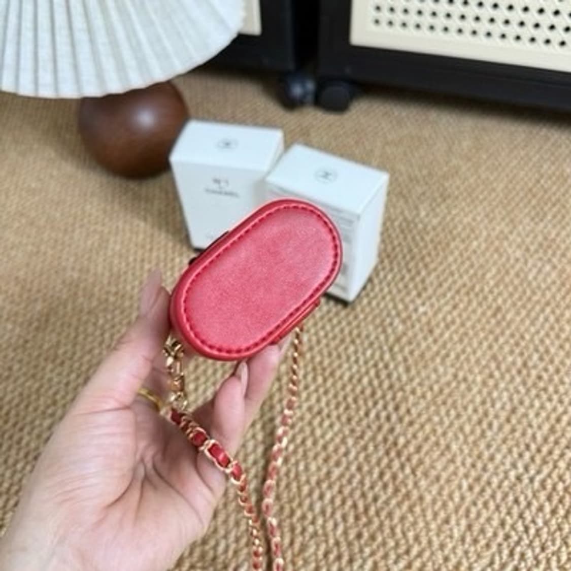 샤넬뷰티 레드 컬러 립스틱 케이스 체인백 상품이미지2