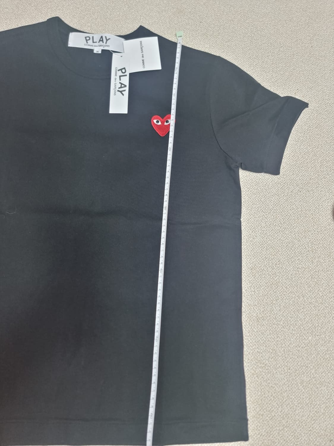 미개봉)정품)반팔)꼼데가르송 블랙 화이트 상품이미지4