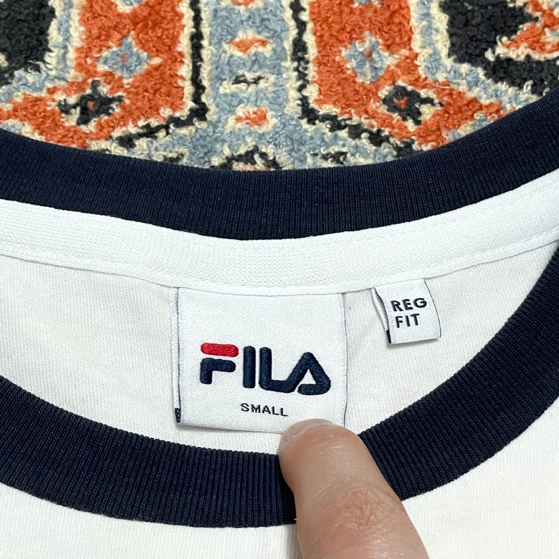  필라 스펠로고 화이트 링거티 여성S 상품이미지4