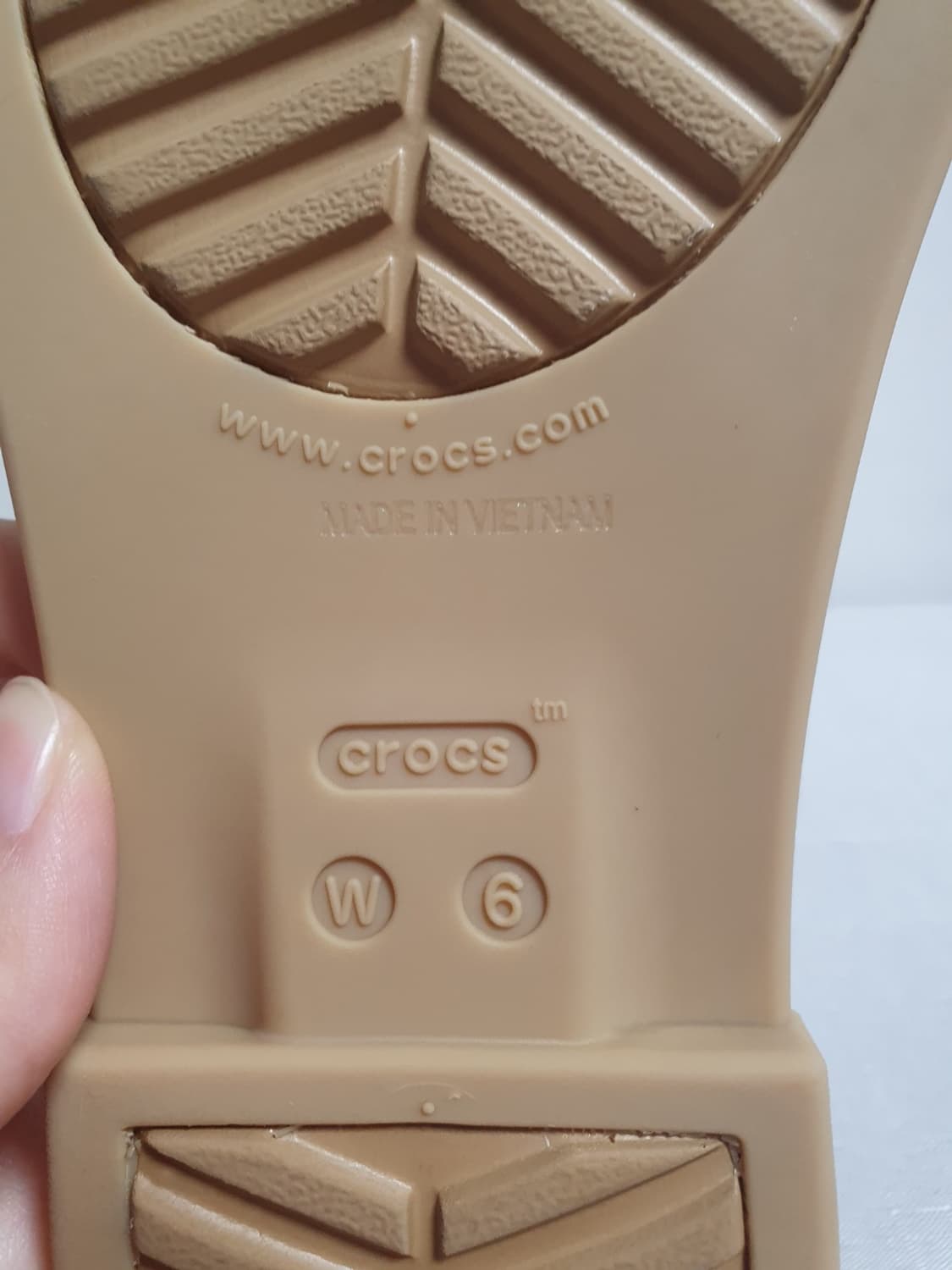 택포가 230mm 크록스 툴룸 샌들 아이보리 베이지 상품이미지8