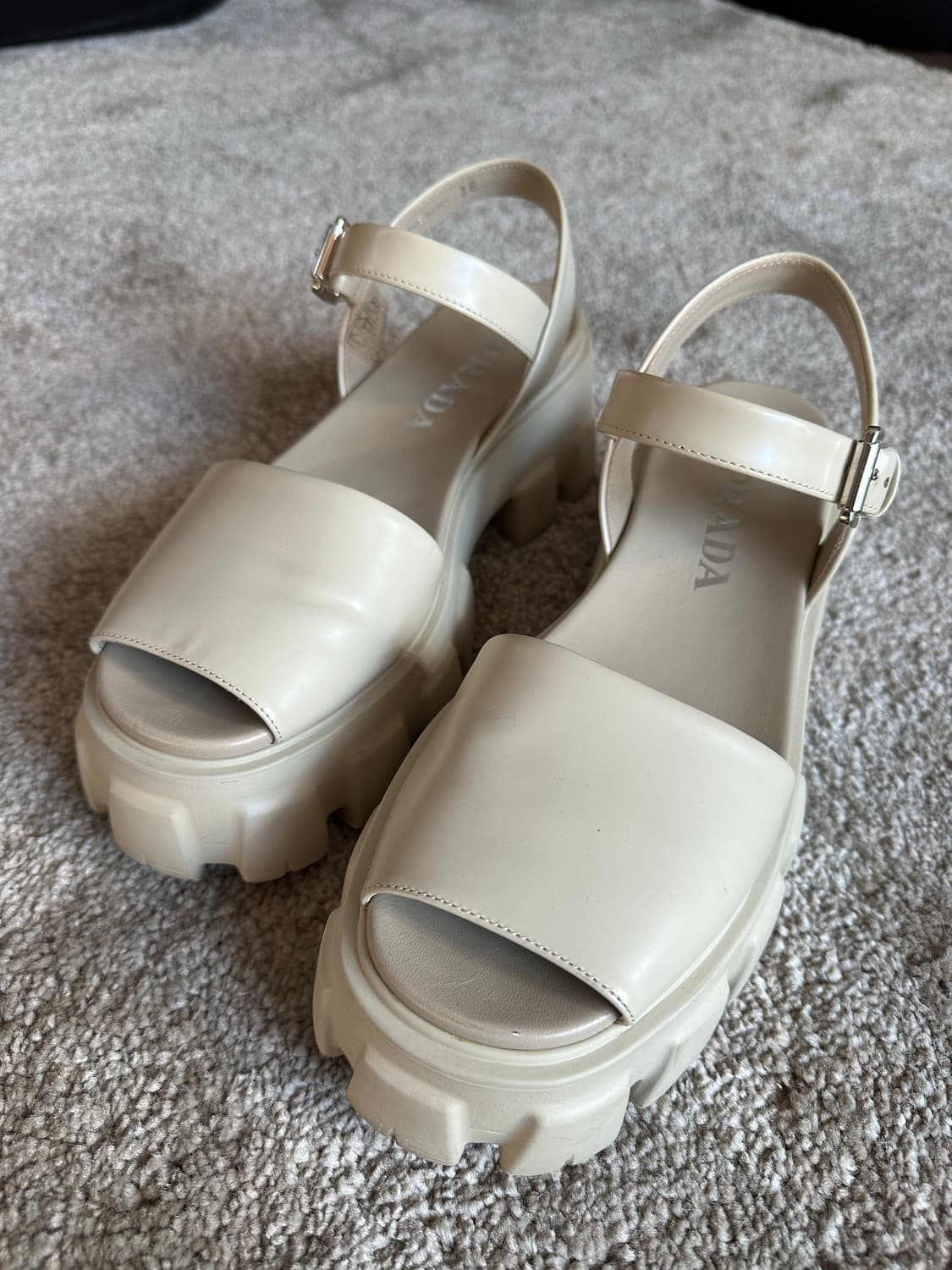 Prada 38 상품이미지2