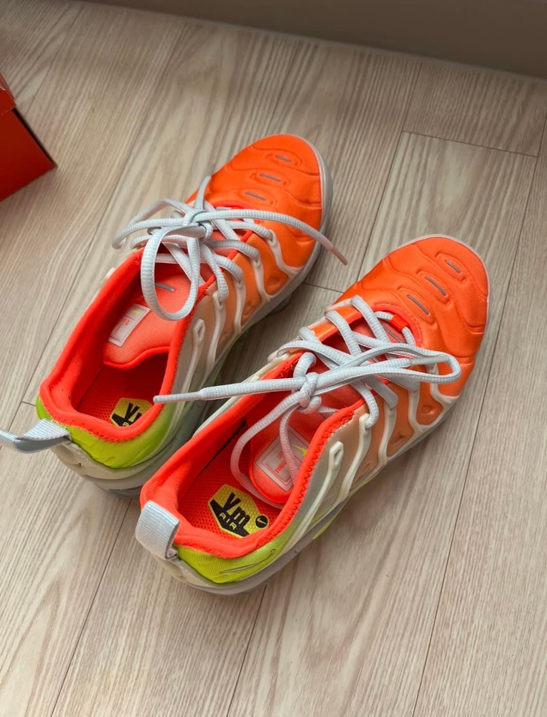 나이키 베이퍼맥스플러스 230cm nike vapormax plus 상품이미지6