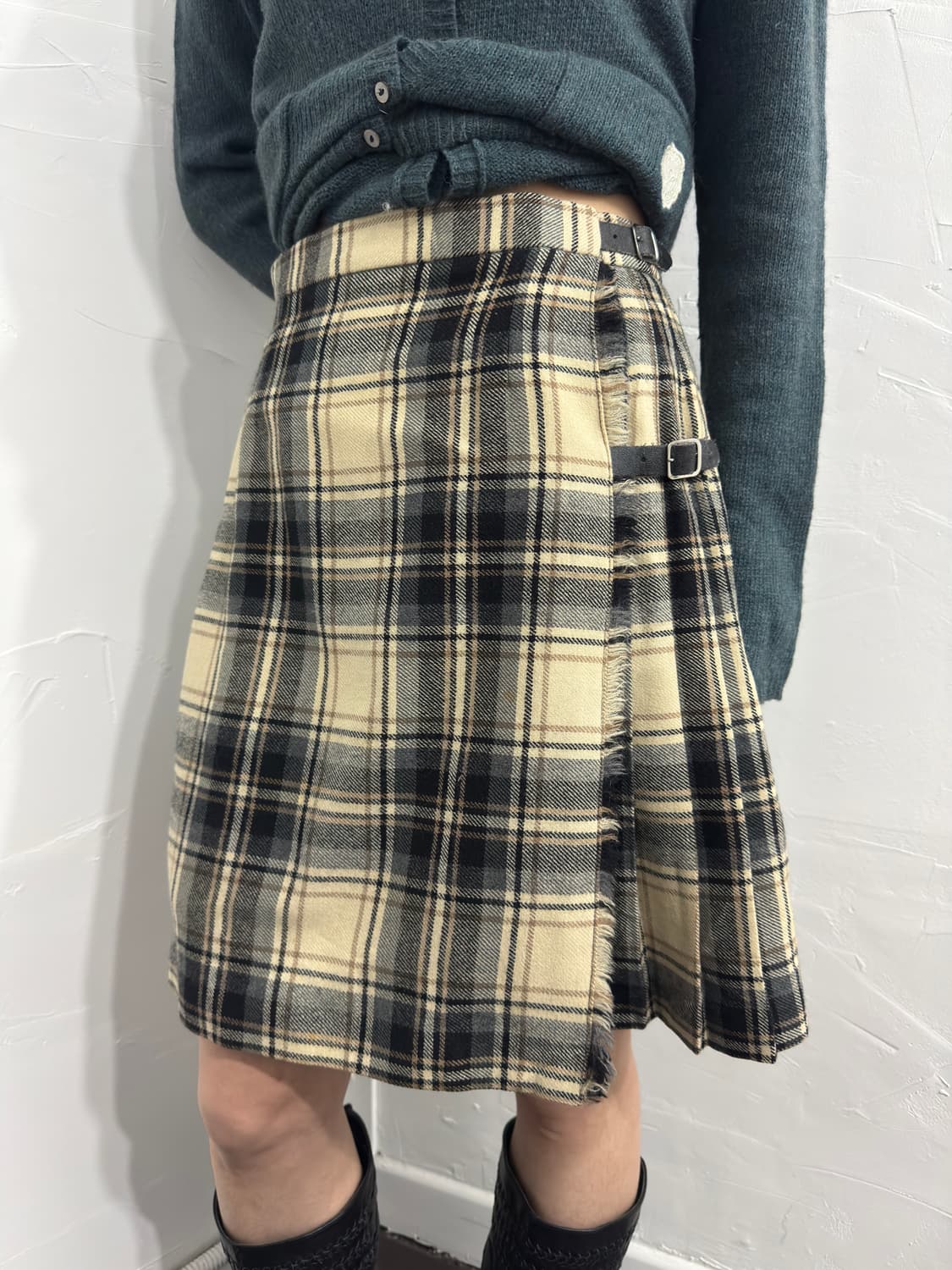 gien nevis check buckle pleats skirt 상품이미지1