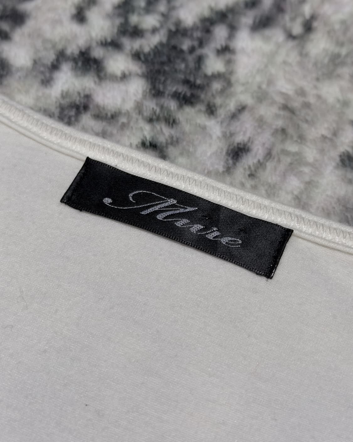 {UNKNOWN} Star Studded Long Sleeve 상품이미지7