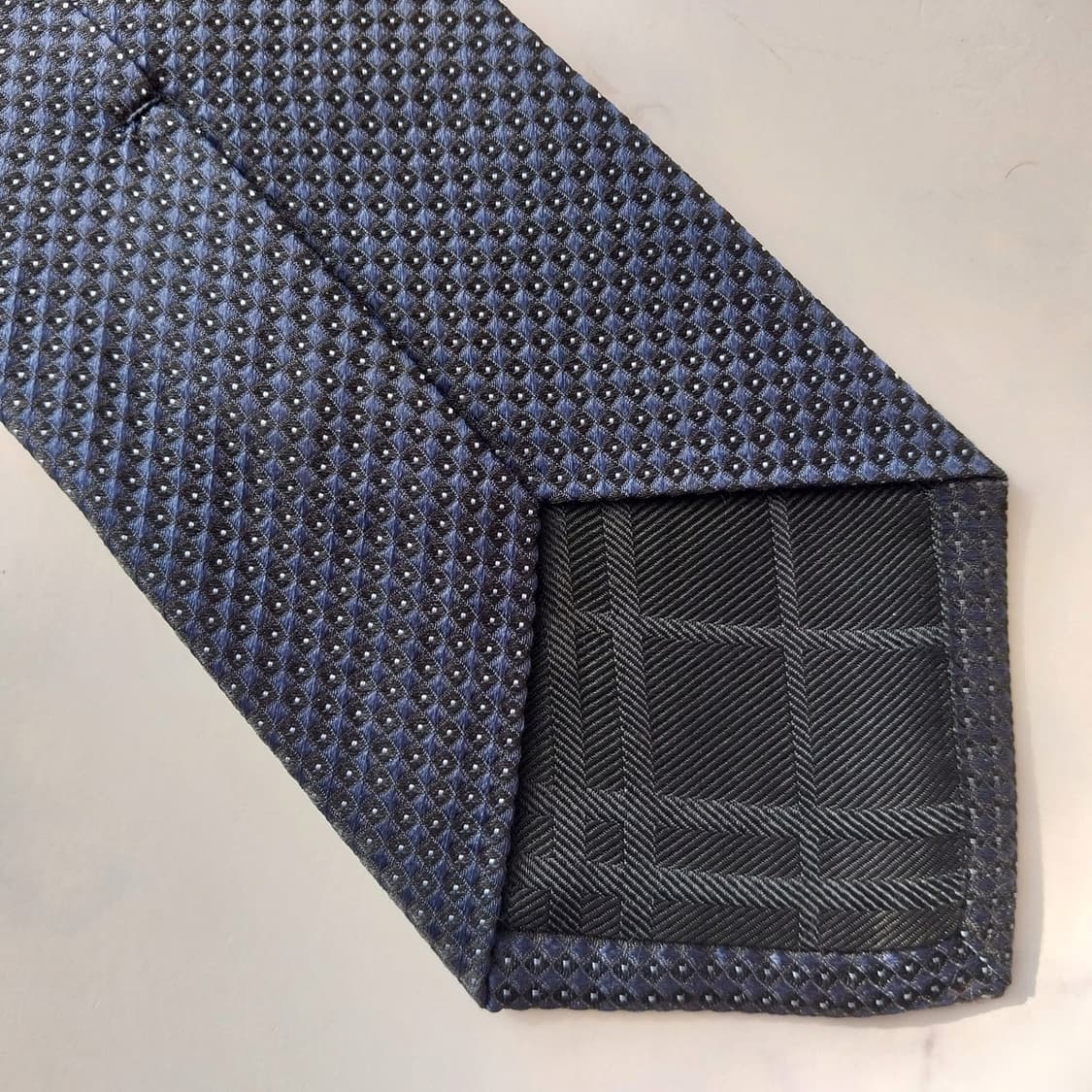 버버리 실크 네이비 도트 텍스처 넥타이 8.4cm A+~A등급 K1890 상품이미지9