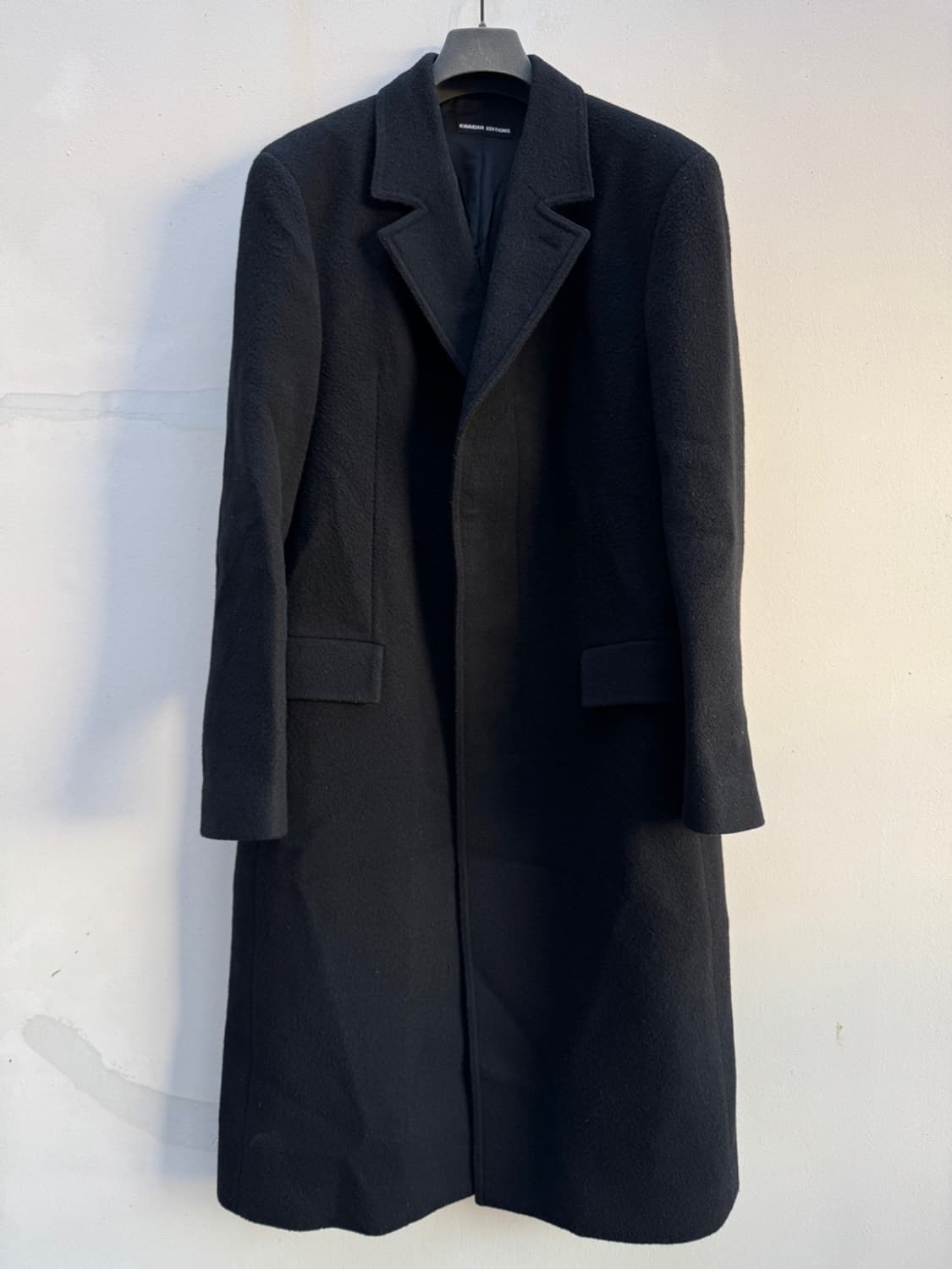 콰이단 에디션 브러쉬드 울 오버사이즈 코트  마리아노 아워레가시 프라다 상품이미지8