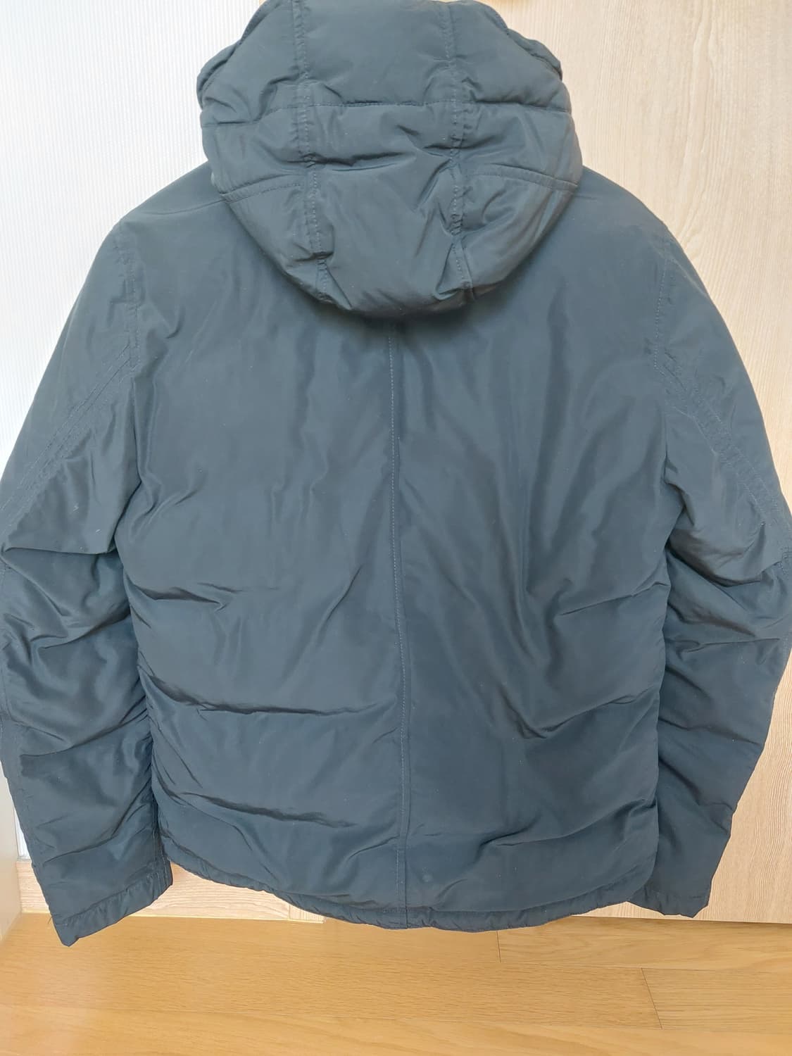 (택포)스톤아일랜드 마이크로랩스 다운패딩 M사이즈 상품이미지3