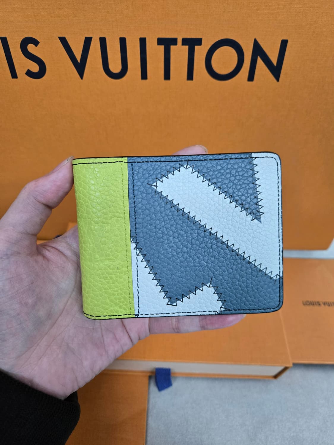 [보증서 정품] 루이비통 토뤼옹 반지갑 상품이미지4