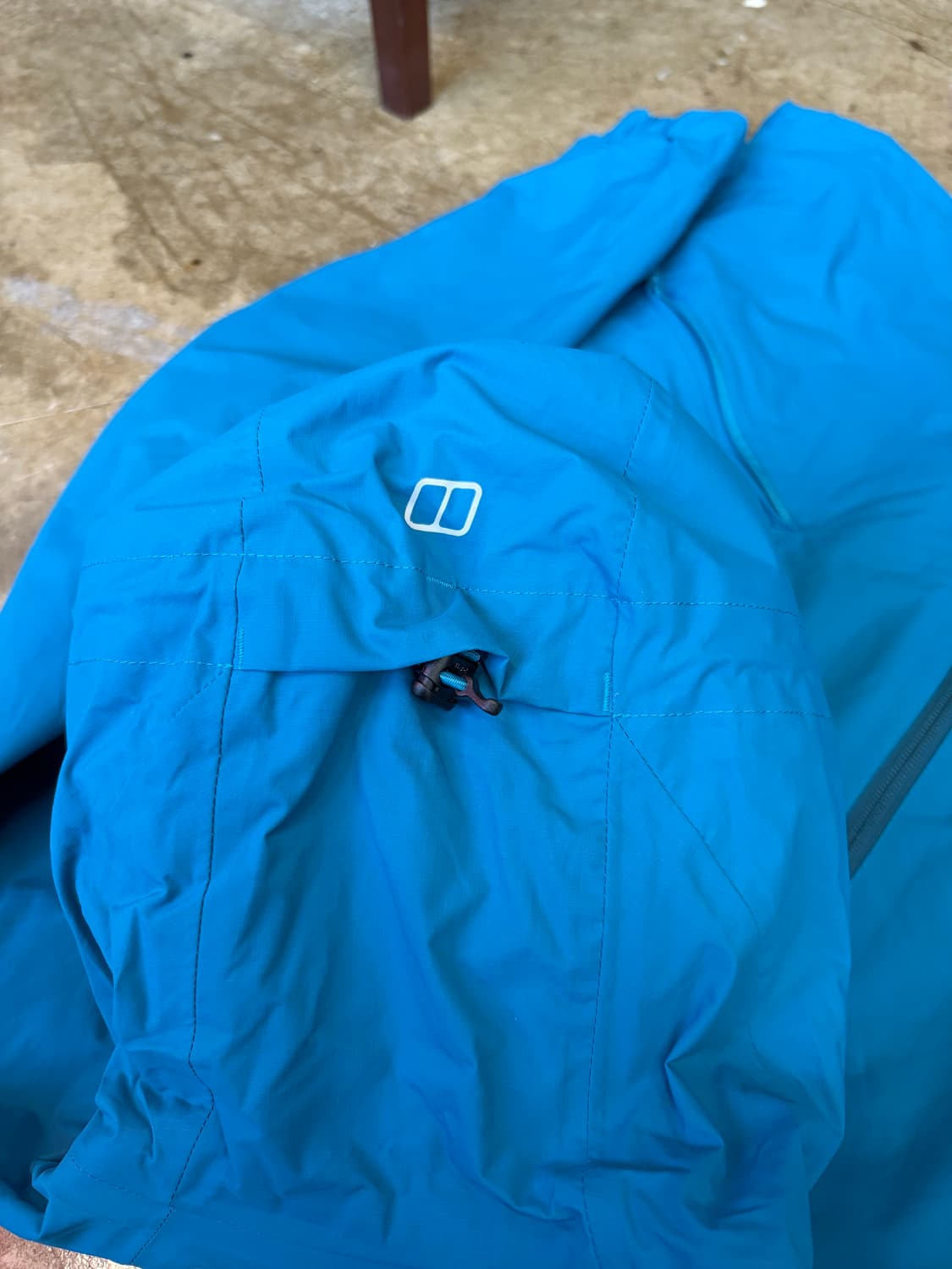 berghaus HYDR SHELL 바람막이 상품이미지4