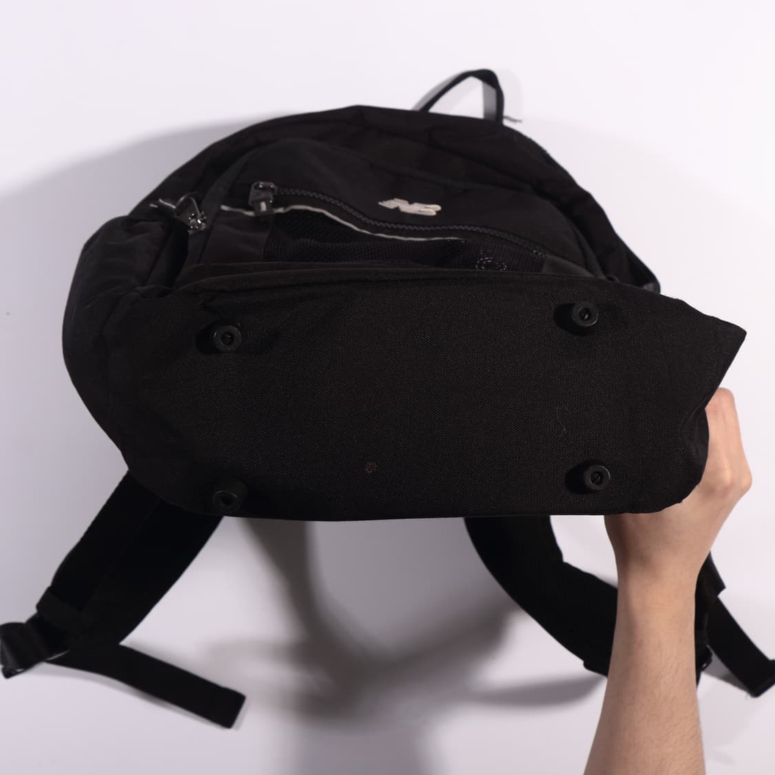 뉴발란스 로고 백팩 B263 상품이미지2