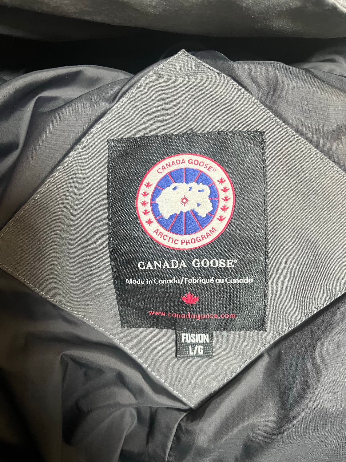 캐나다구스 맥밀란 백화점판 패딩 상품이미지3