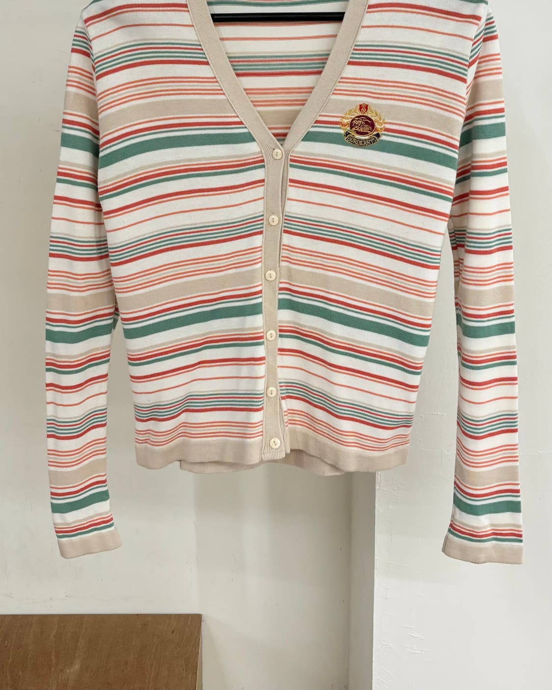 버버리 스트라이프 자수 니트 가디건 상품이미지5