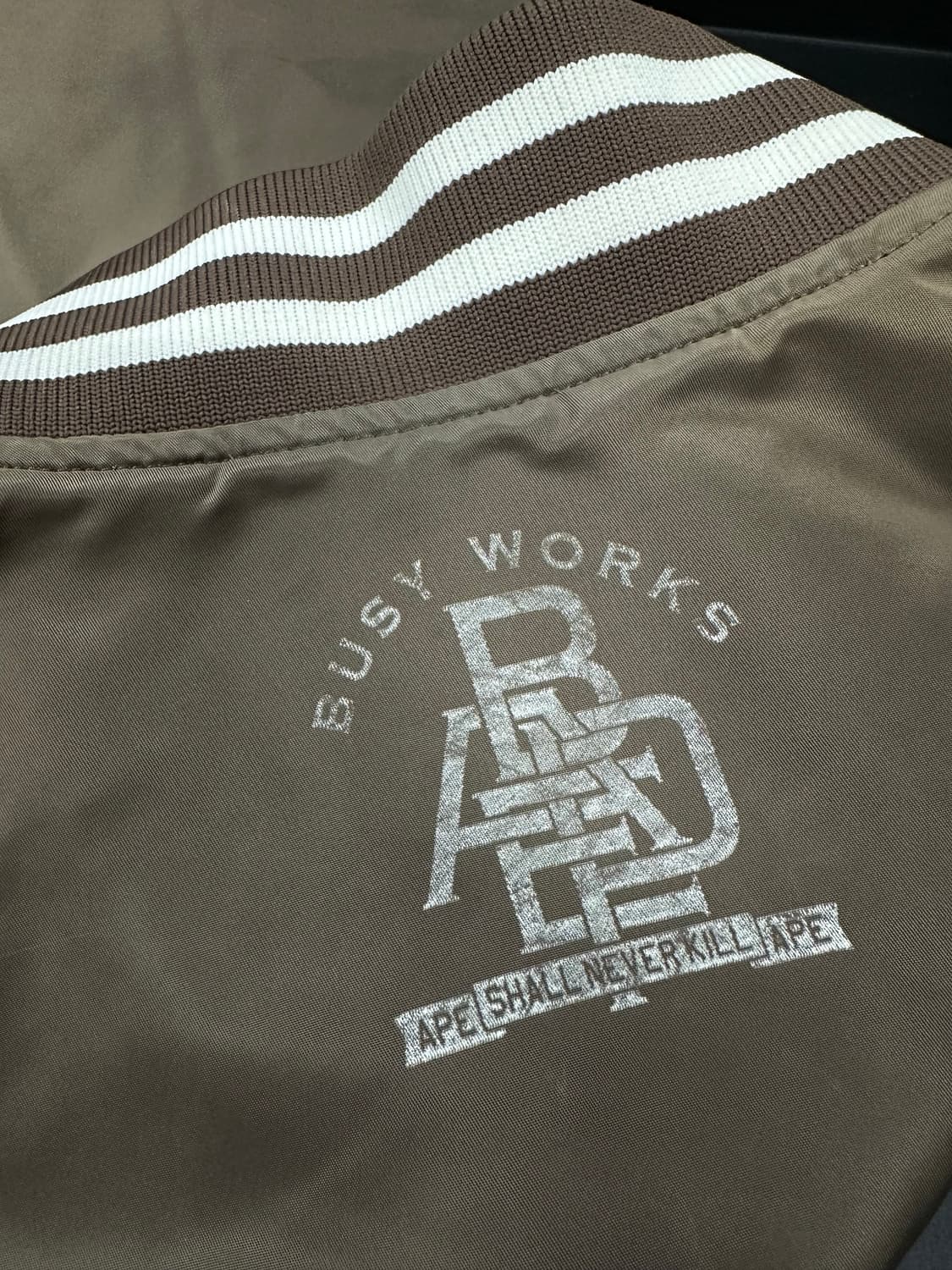 베이프 브라운 바시티 자켓 상품이미지6